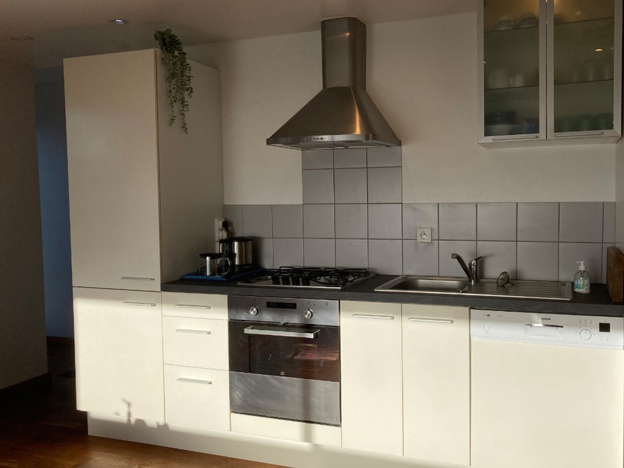 La cuisine, bien équipée