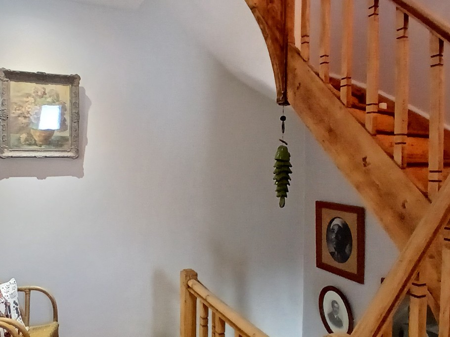 Une Pause en ville (Bed and breakfast), Clermont-Ferrand - Puy de Dôme - Auvergne : The magnificent staircase leading to the bedrooms