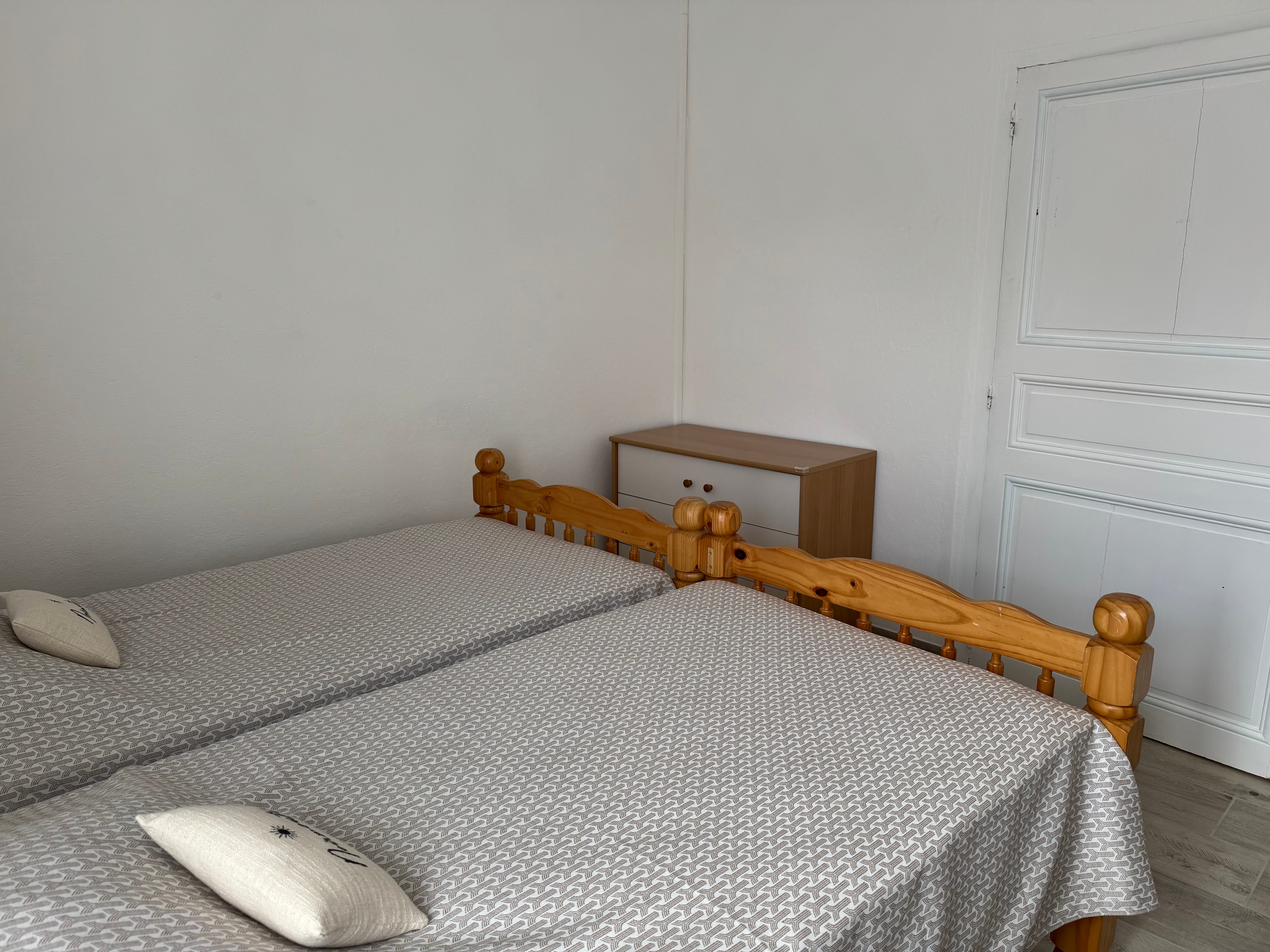chambre 2 lits 90*190