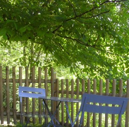 Jardin ombragé, idéal pour le farniente !
