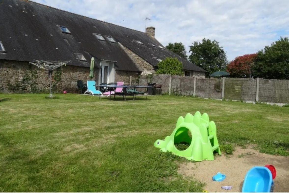 Garden of gîte 2