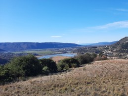De nombreuses randonnées depuis Volonne, La Maison de Thalia, au cœur du village (proche Sisteron, Provence)