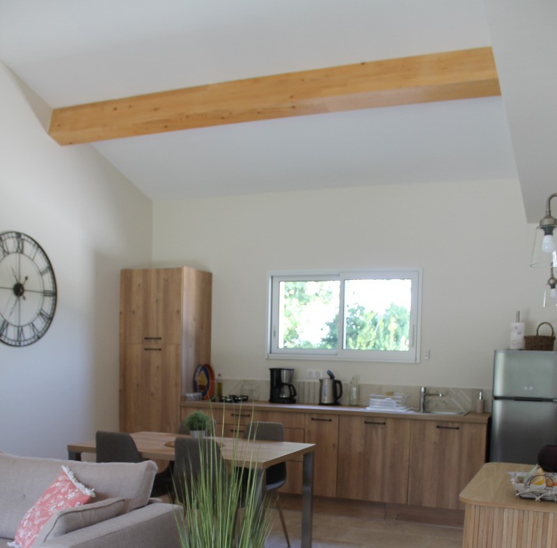 Logement attenant de 50 m², pièce de vie