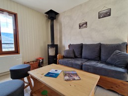 Fireplace lounge - Gîte les azalées