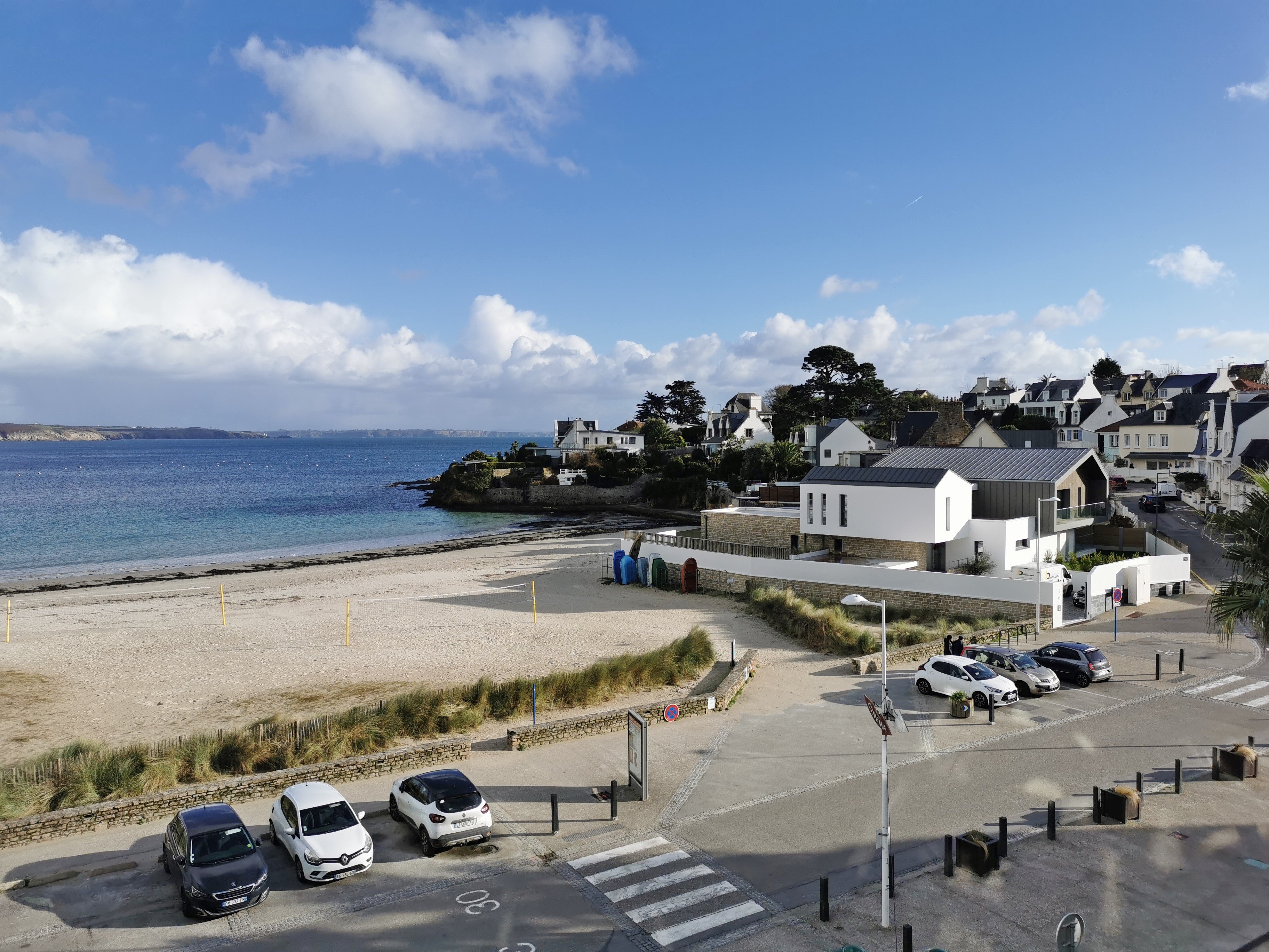 Vue sur la plage du balcon