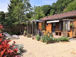 Gîte - Jardin Fleuri