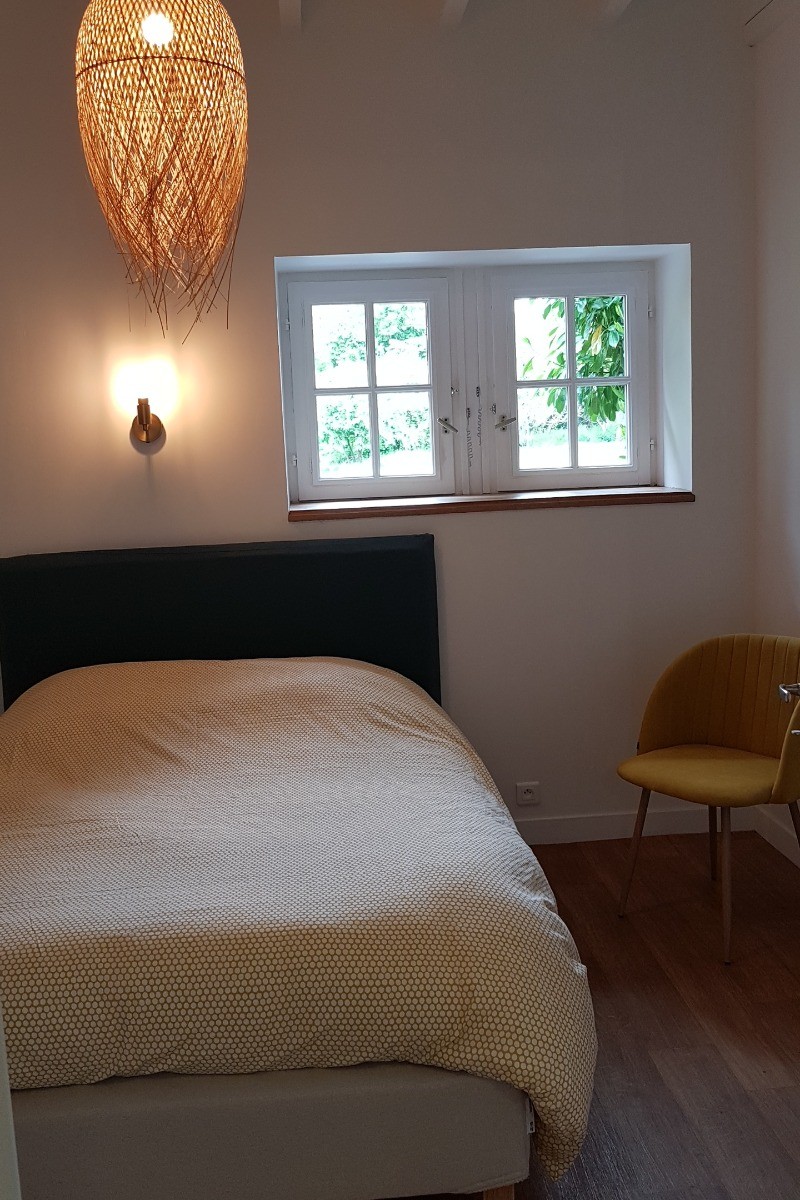 La chambre au rez-de-chaussée (lit 140cm)  - Le cellier d'Halouze