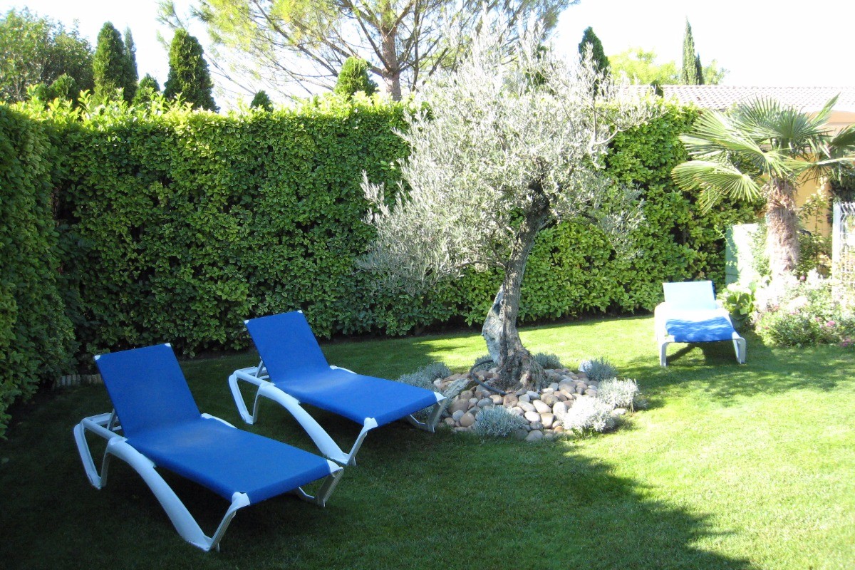 jardin privatif  avec transats