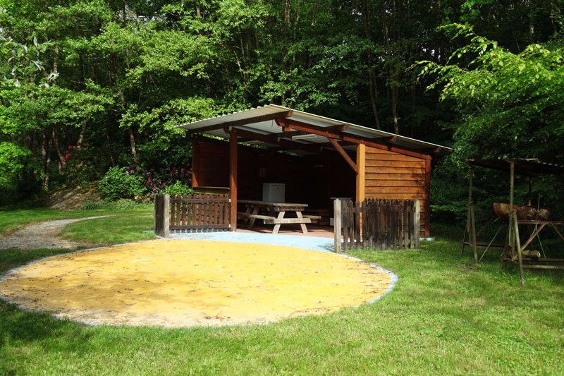 Loriot - chalet en Bresse dans résidence avec étangs et baignade coin pique-nique