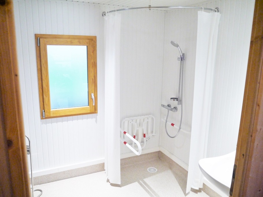 Chalet 42 bathroom