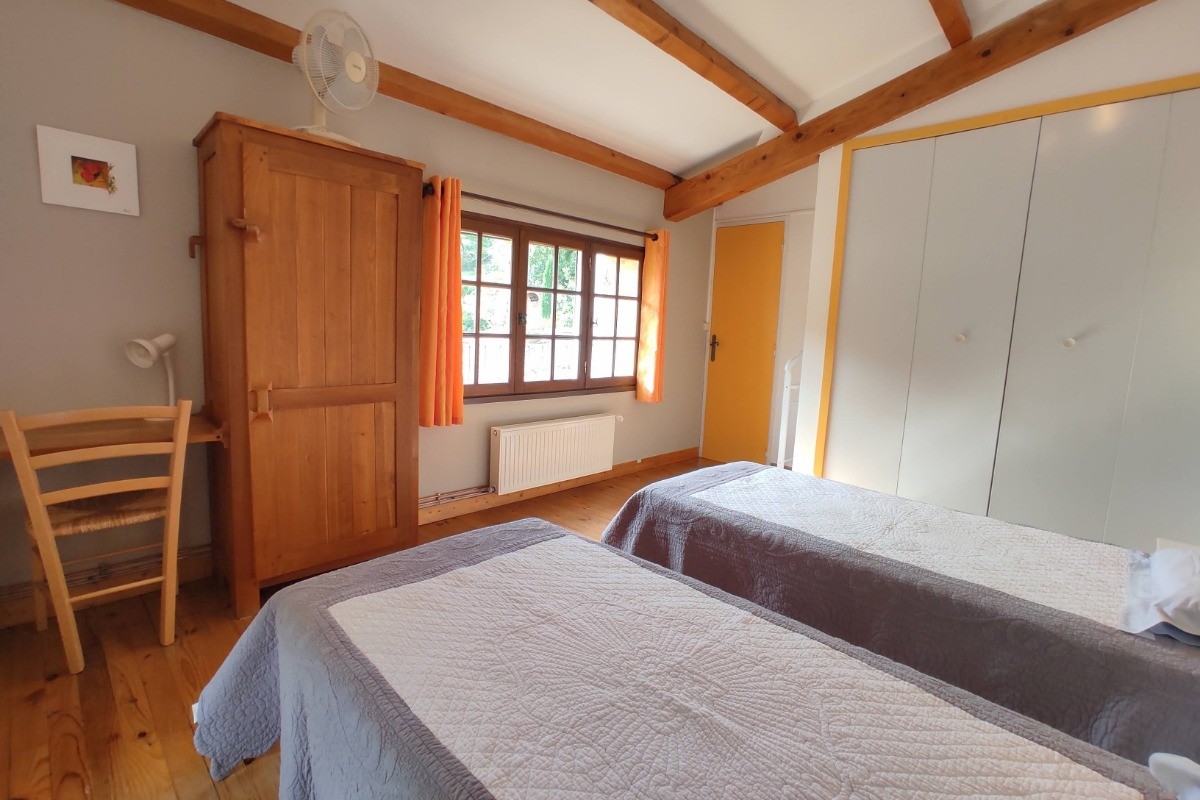 Chambre du haut - Maison en pierres en Drôme Provençale