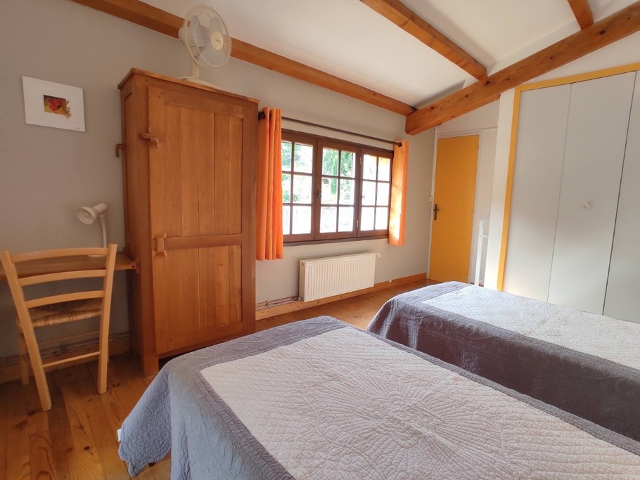 Chambre du haut - Maison en pierres en Drôme Provençale