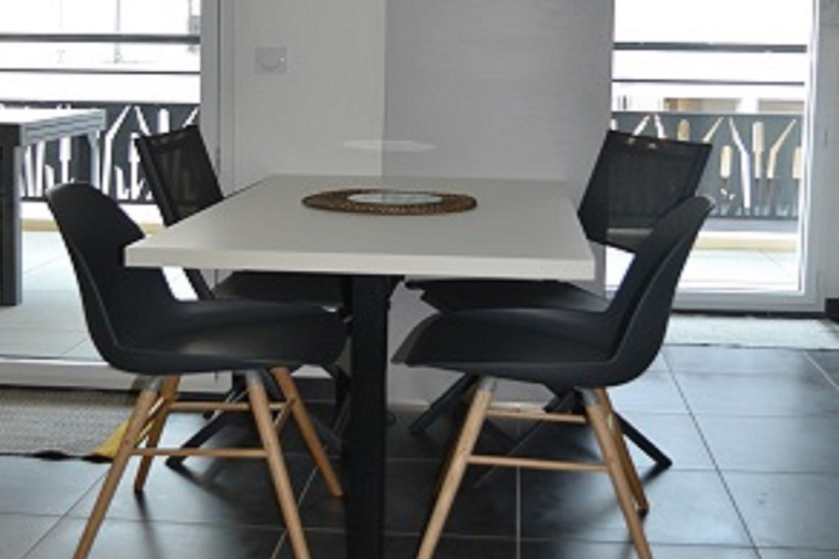 12_Table repas 4 personnes