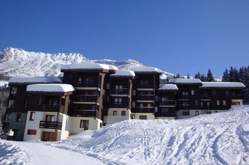 FACADE LAUZIERE DESSUS