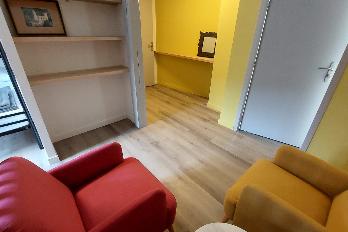 Suite "les cordonniers" 3 lits 90*190 + 1 salon + 1 salle d'eau