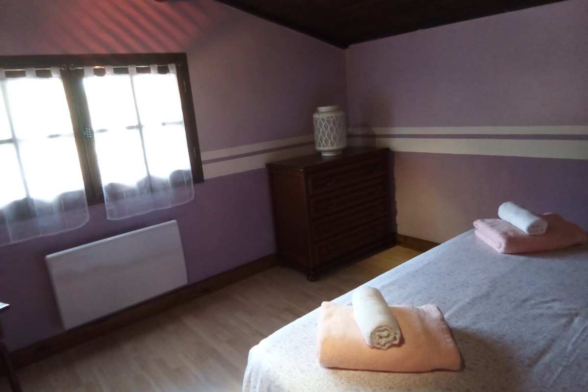 Chambre 1, La Maison de Thalia, au cœur du village (proche Sisteron, Provence)
