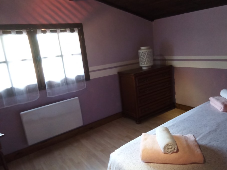 Chambre 1, La Maison de Thalia, au cœur du village (proche Sisteron, Provence)