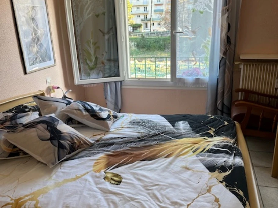 Air-conditioned room