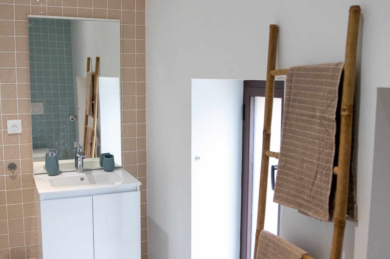 la salle d'eau du gîte Mer