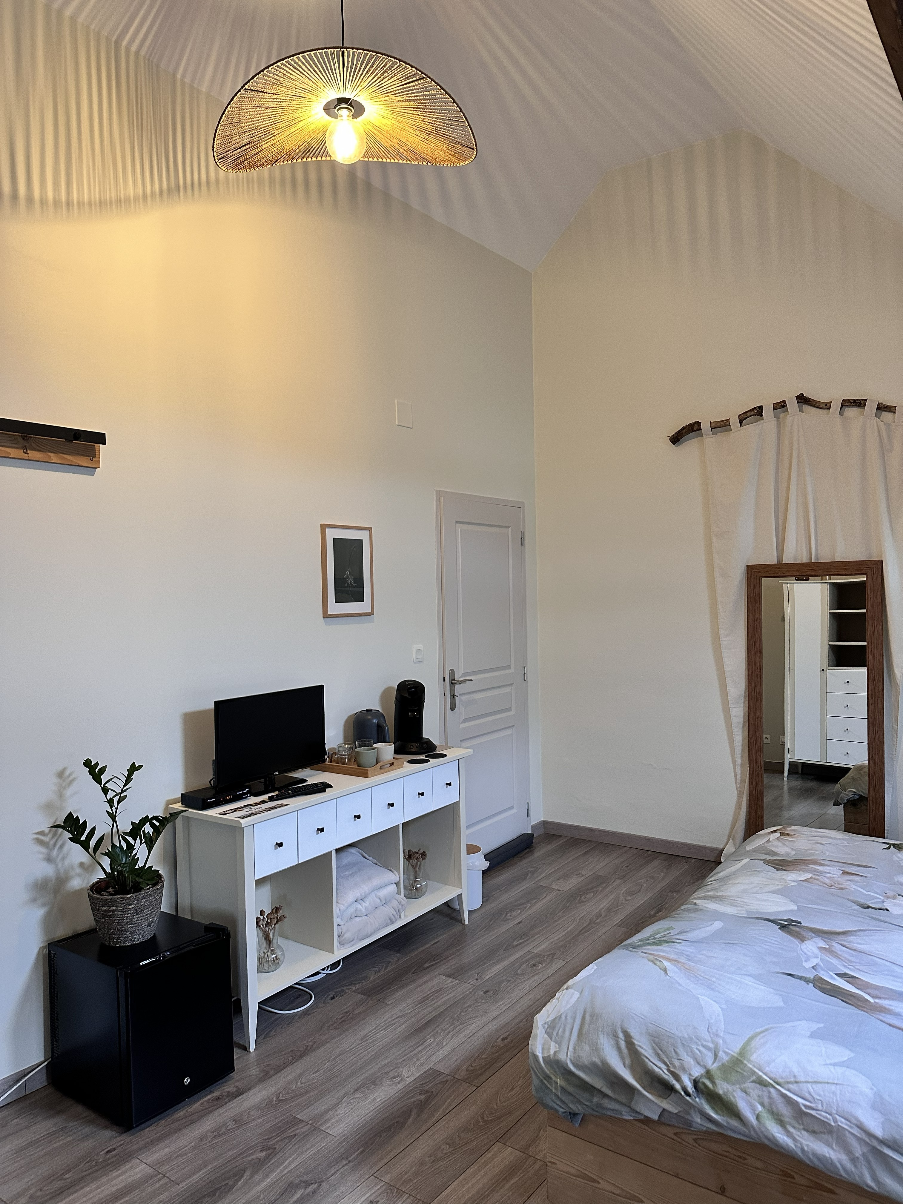 The Cleo Room