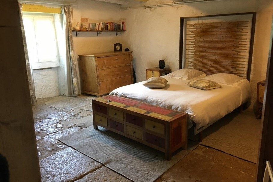 Chambre au RDC lit 160x200