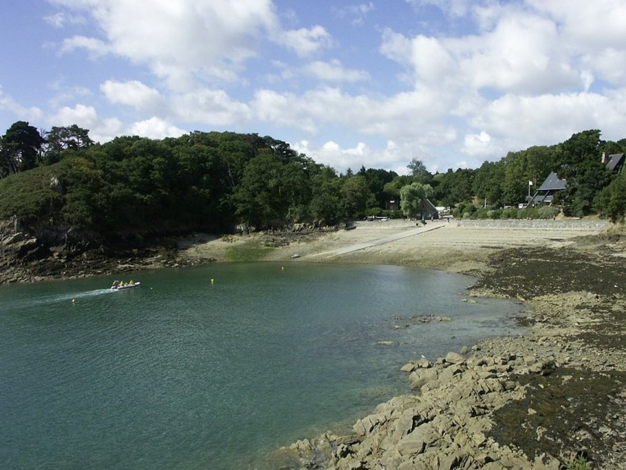 Port-Picain beach in Cancale, with slipway.
Photo credits : LEGEAIS