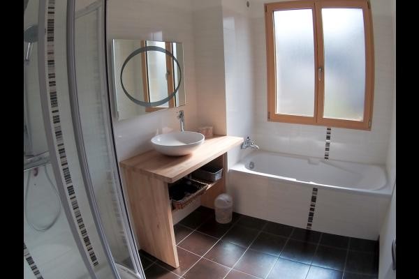 Ker Zen - Location - Pléneuf-Val-André - Salle de Bain / Douche - 1er étage