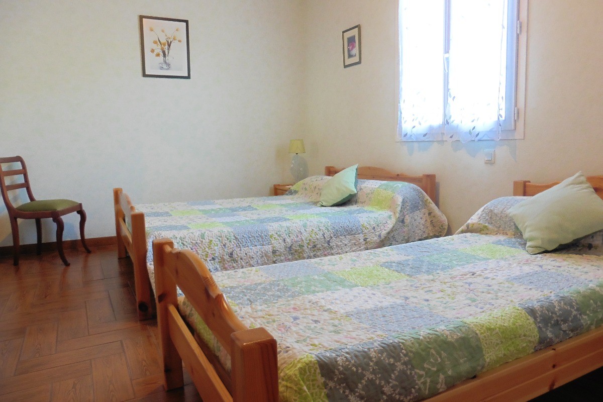 chambre 1 lit de 140 + 1 lit de 90