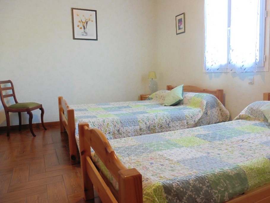 chambre 1 lit de 140 + 1 lit de 90