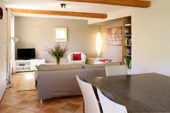 coin salon pièce à vivre