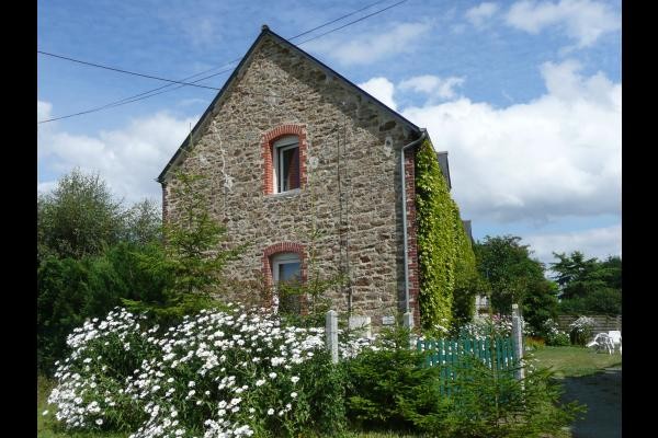 Chez Mimi, Location, appartement duplex - Mme BLONDEAU - Ploubalay - Vue extérieure
