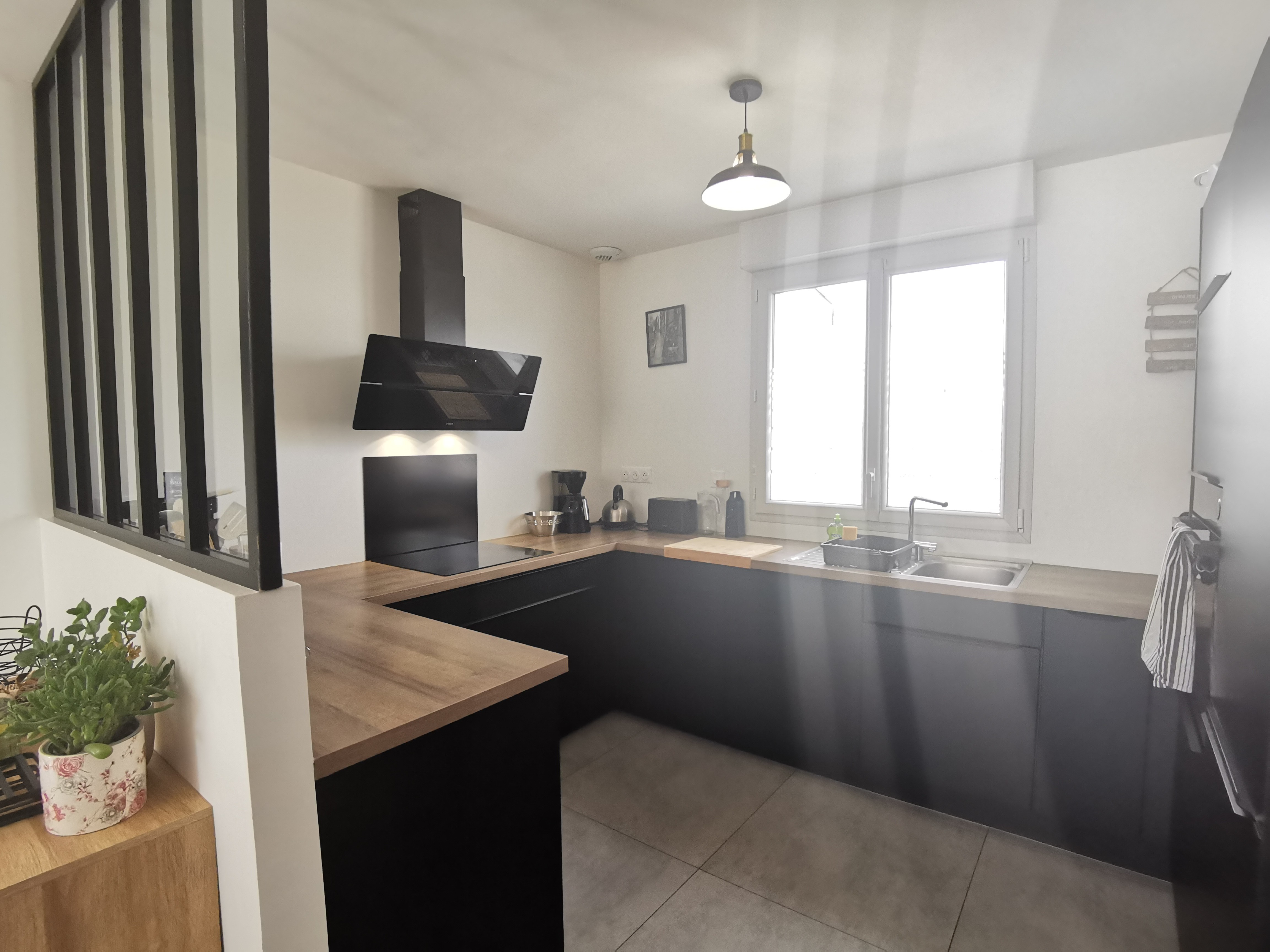 Fitted kitchen