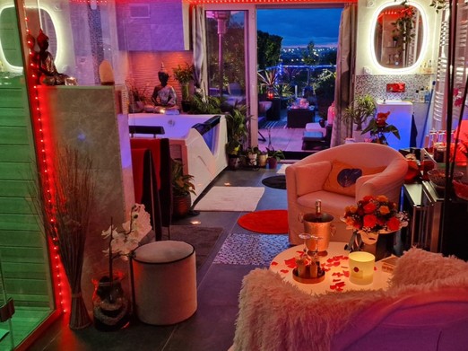 Suite spa avec balnéo et sauna