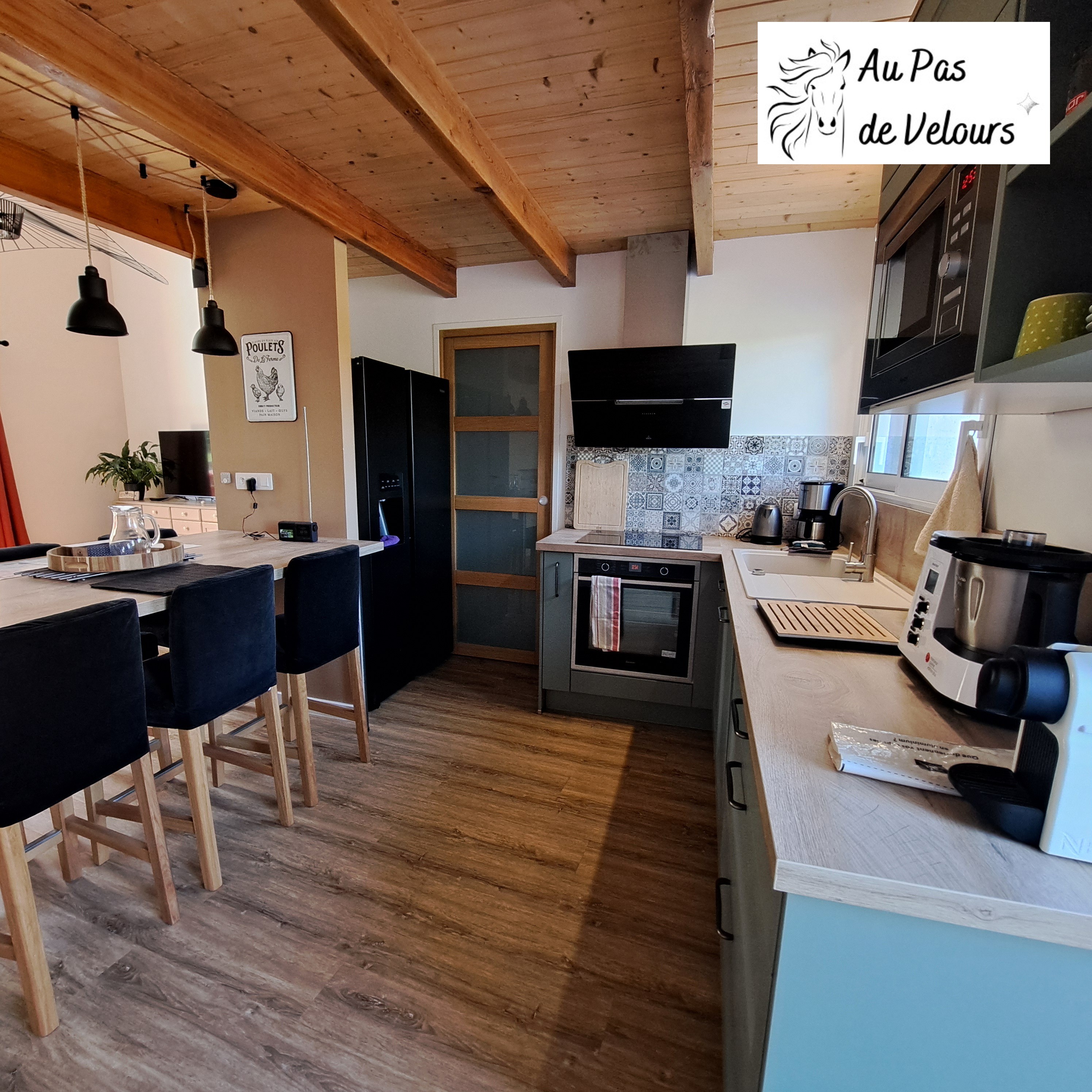 Fitted kitchen