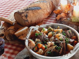 Gastronomie Gîte LA METAIRIE MAISON LAUDATOSI LOT 46120 Le Bouyssou