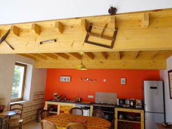 "Ferme Passion" Chambre Bugey - Séjour/cuisine