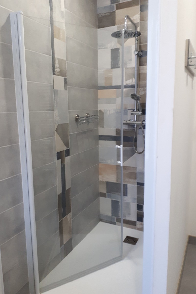 Salle d'eau n°2, douche - Gite Millésime Gérardmer