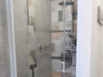 Salle d'eau n°2, douche - Gite Millésime Gérardmer