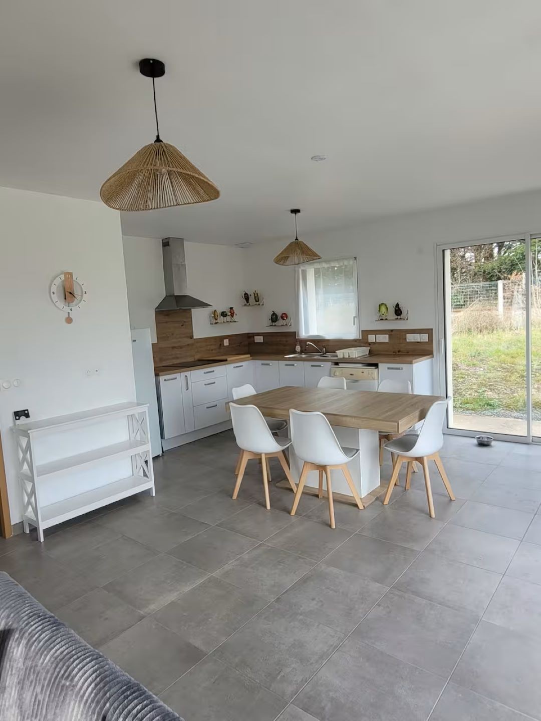 Kitchen/dining area
