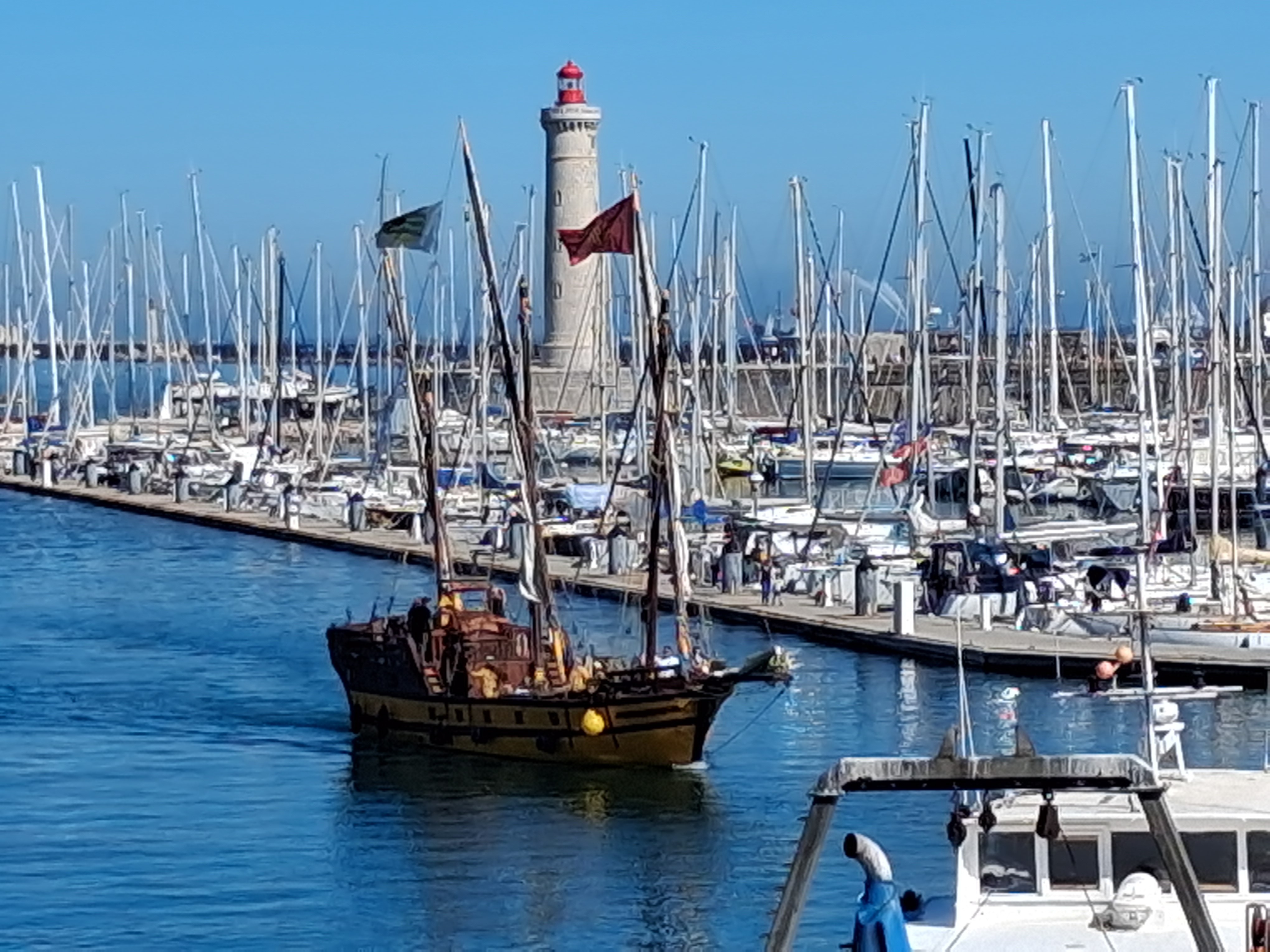 Location saisonnière Sète chambre cosy proche port et plages