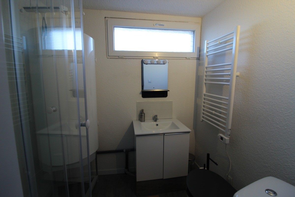 Salle d'eau RDC - Gite Saint-Sauveur 54