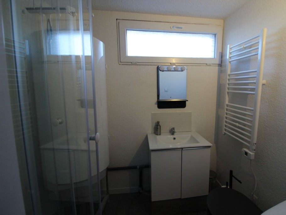 Salle d'eau RDC - Gite Saint-Sauveur 54