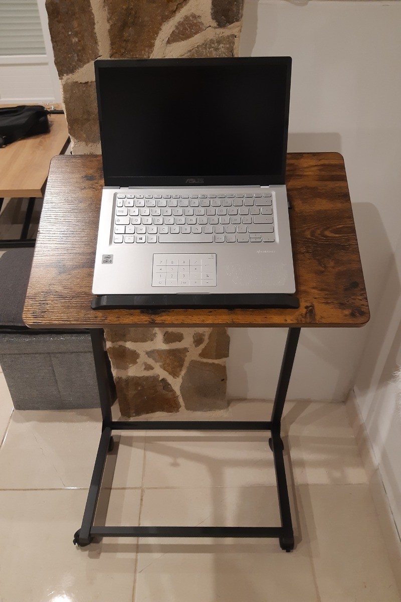 coin bureau - ajustable desk
