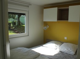 – 2 chambres parentales avec  2 lits simples juxtaposables