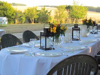 Manger al fresco avec les belles vues
