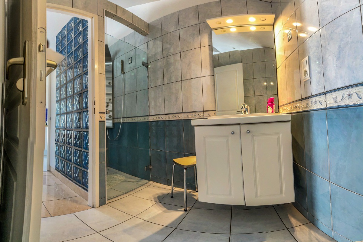 Salle d'eau - Maison Le Parigney