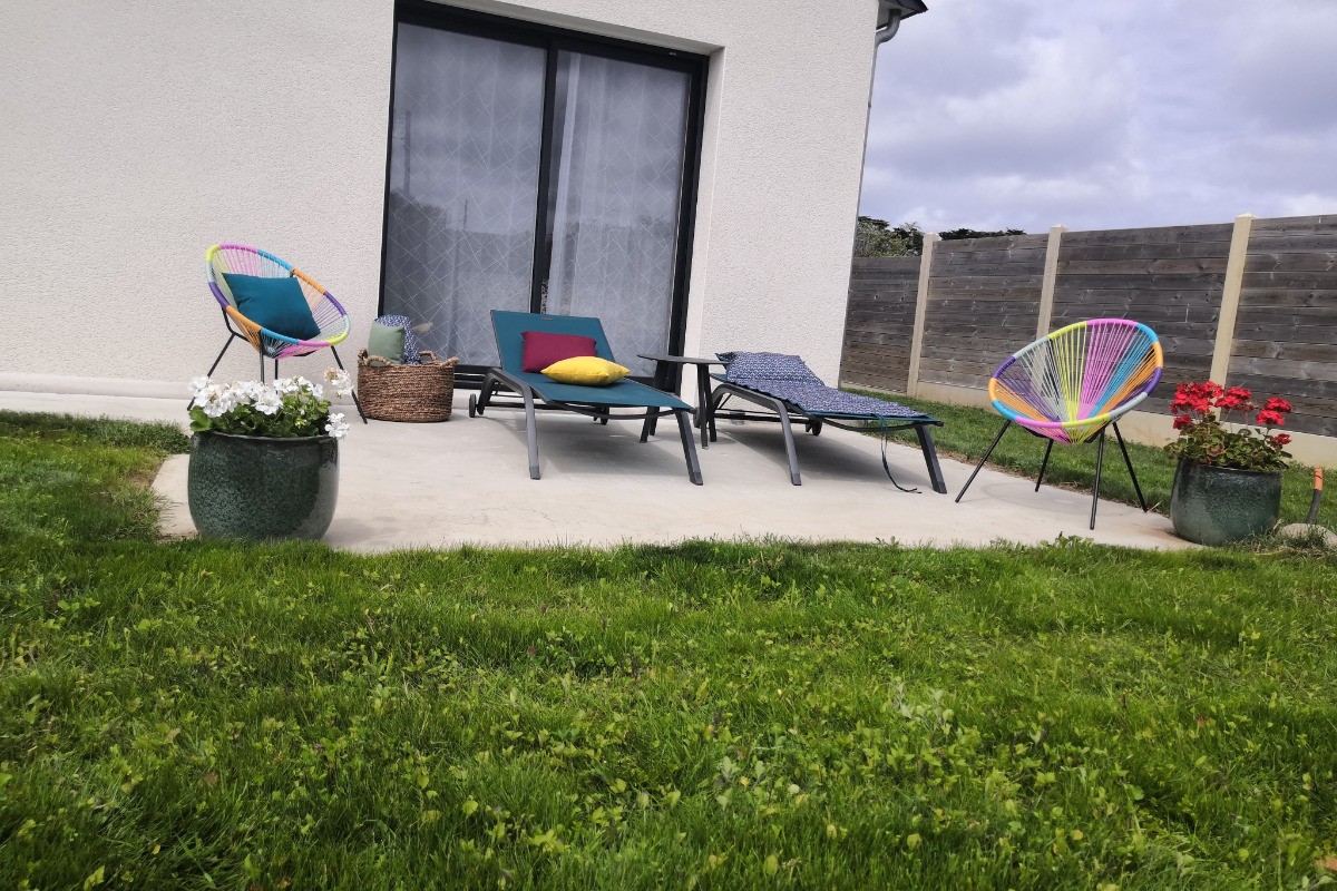 Farniente sur les transats - Maison de plain-pied équipée PMR - Location de vacances - Ploudalmézeau - Maison Roscaroc Aubertin