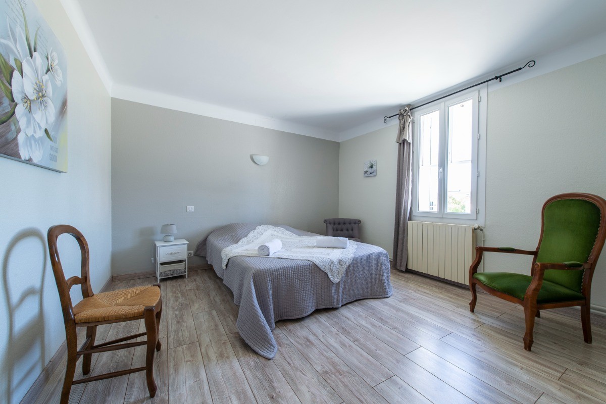chambre côté jardin