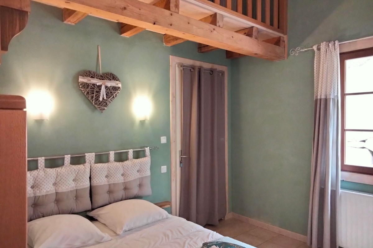 Chambre du fenil - Gîte "Le Grenier du Roc" ancienne ferme au cœur des Vosges à Basse-sur-le-Rupt
