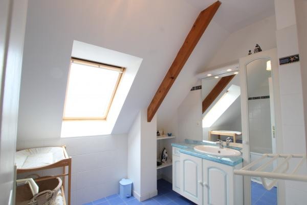 SALLE DE BAIN ETAGE